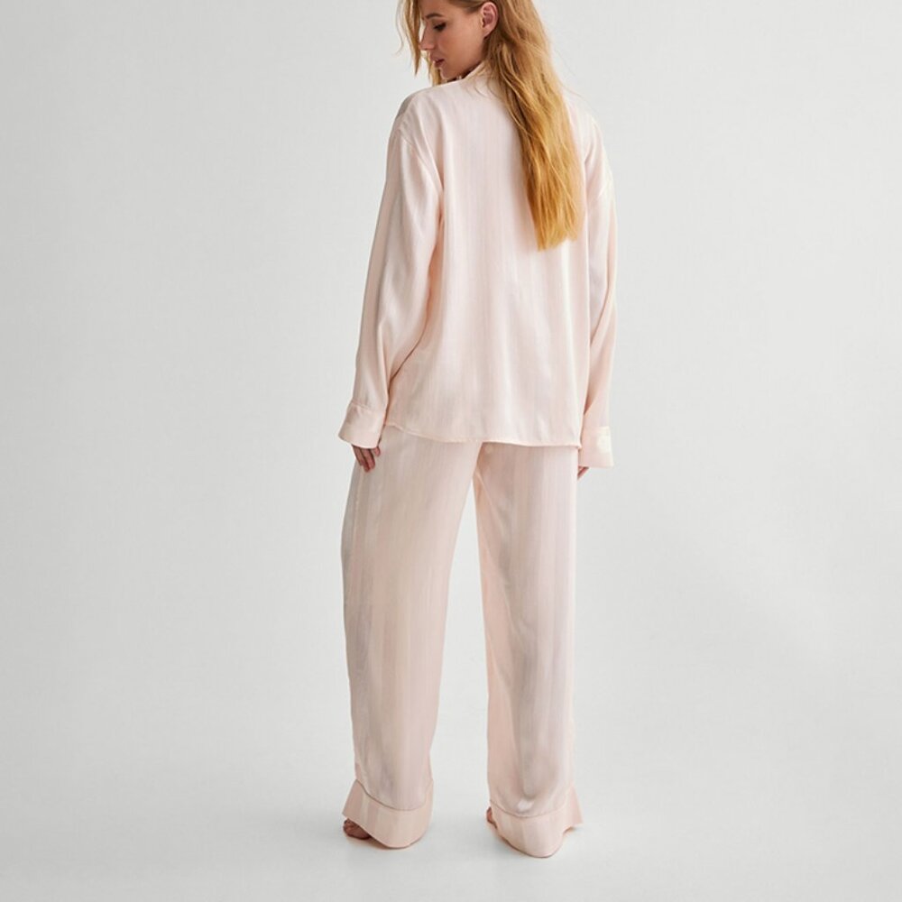 Nasty Gal Striped Jacquard Long Sleeves Pajama Set Champagne NWT - Picture 2 of 3